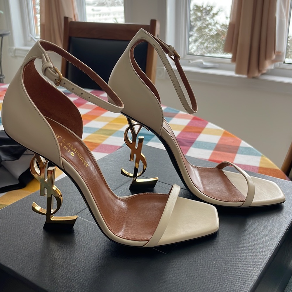 Saint Laurent (YSL) Opyum cream white heels with gold logo: size 36.5/size 6
